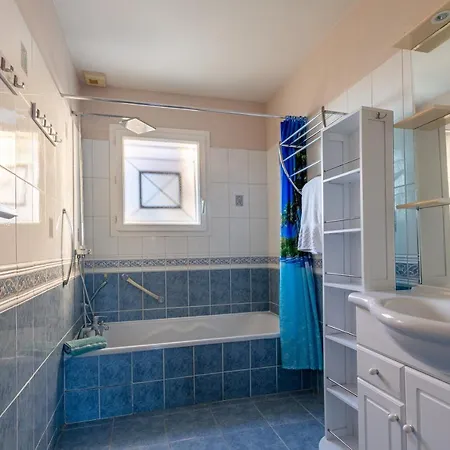 Gawa's House * משר-סור-ג'ירונדה